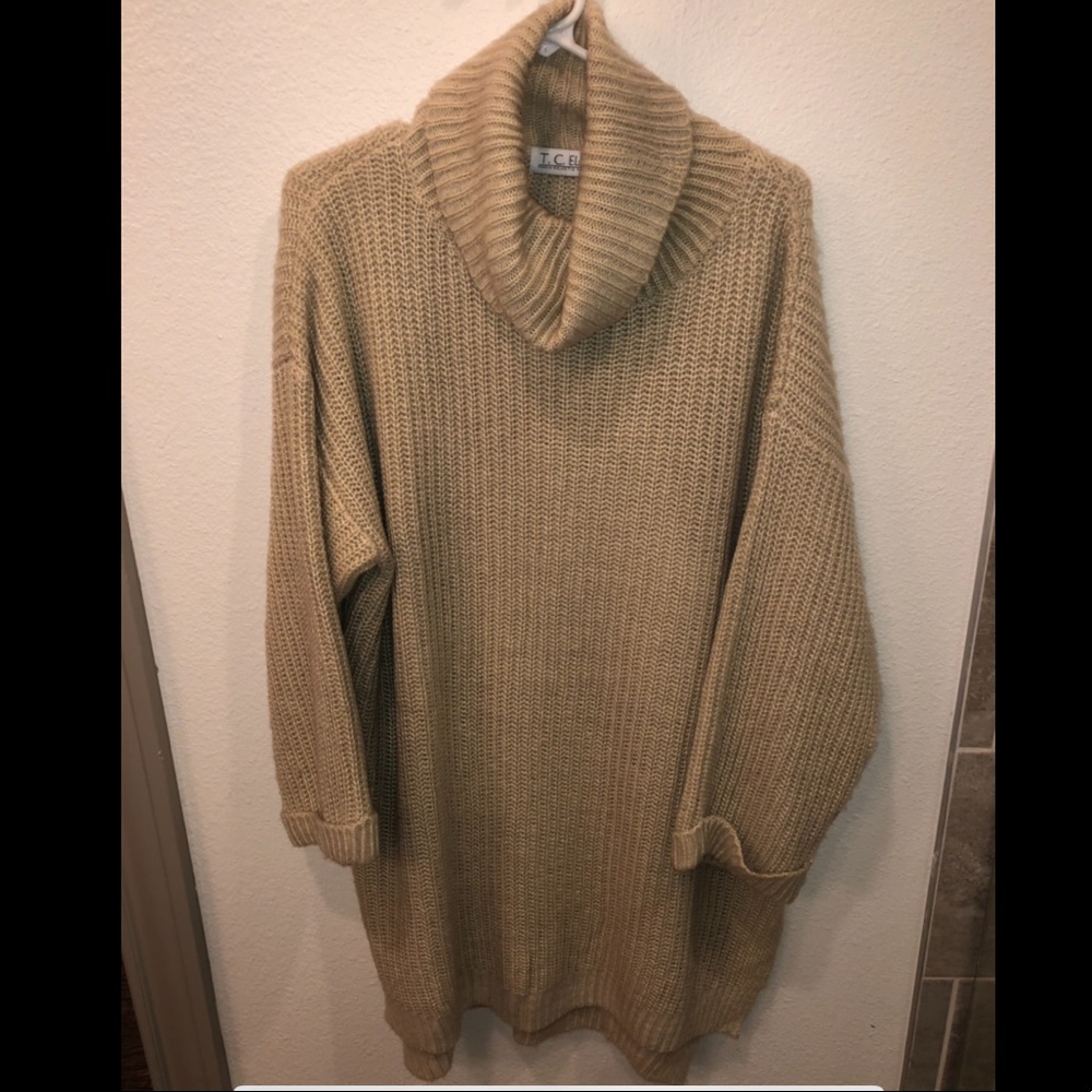 Turtle neck dress